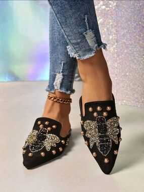 Black Beaded Bee Embellished Pointed Mule